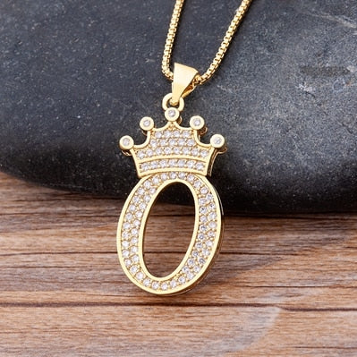 Regal Zircon Crown Initial Necklace: Exquisite Copper Alphabet Pendant Chain Necklace, a Hip-Hop Style Fashion Statement for Women and Men