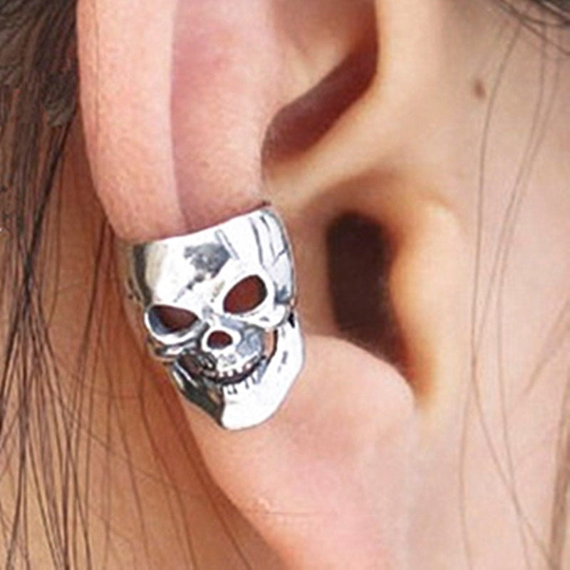 Enchanting Pair: Vintage Antique Skull Charm Ear Cuff Earrings – Embrace the Punk Vibe!