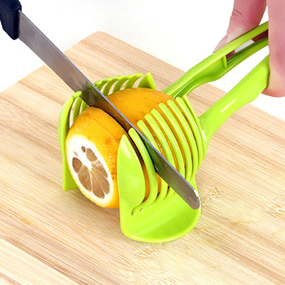 VersaSlice: Multi-Purpose Handheld Kitchen Gadget for Effortless Fruit, Vegetable, and Bread Cutting