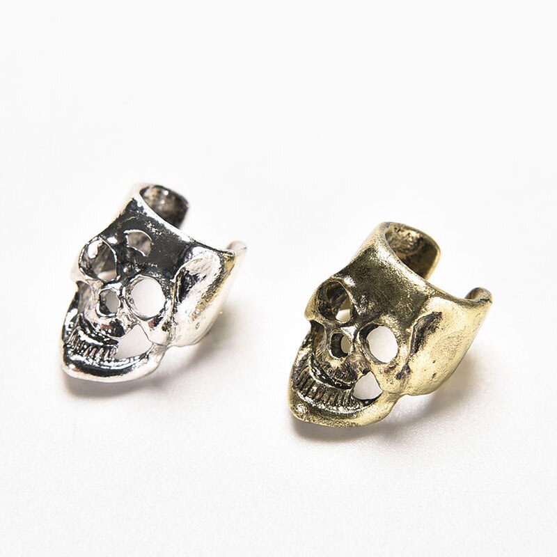 Enchanting Pair: Vintage Antique Skull Charm Ear Cuff Earrings – Embrace the Punk Vibe!