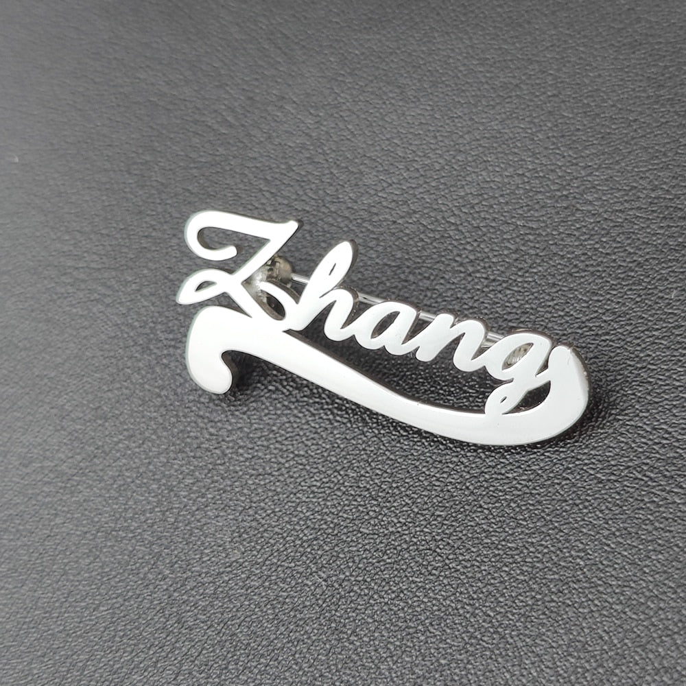 Custom Stainless Steel Women's Name Brooch: Personalized Nameplate Lapel Badge - Fashionable and Thoughtful Jewelry for the Perfect Gift