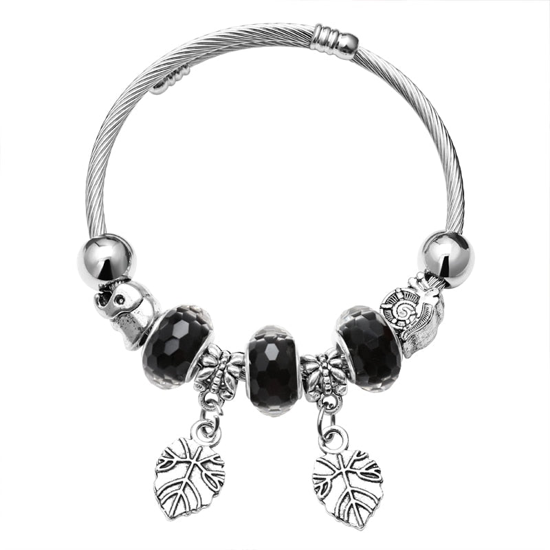 Elegant Heart Charms Bracelet: Exquisite Crystal Beads Bracelet & Bangles, Perfect for Women's Fashion Jewelry Collection